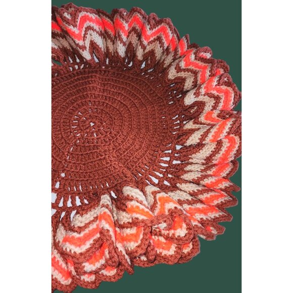 HUGE Vintage Handmade Crochet Doily Table Cover 21" Round Mod Kitsch - Picture 4 of 6